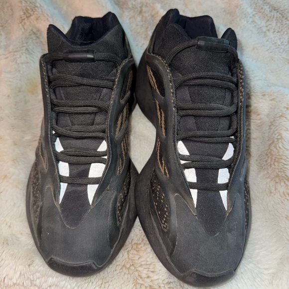 Yeezys - Picture 2 of 5